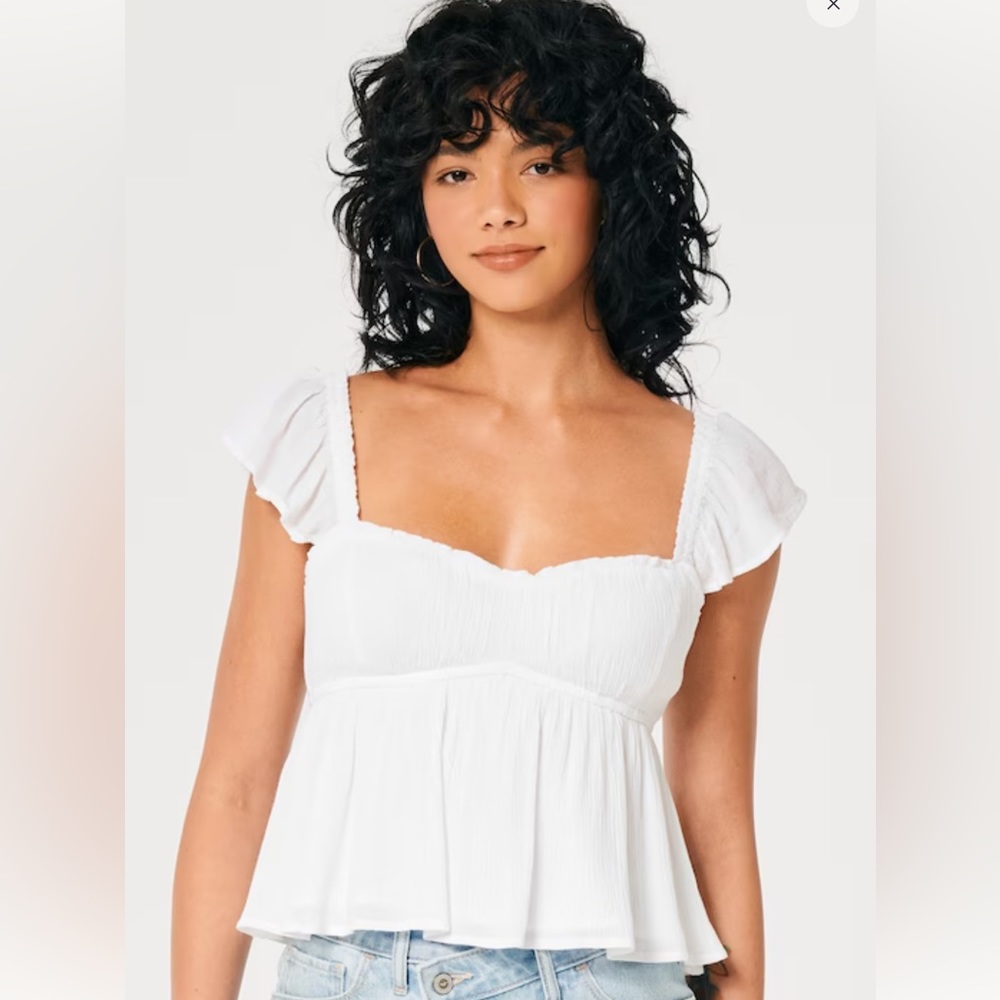 Hollister flutter sleeve baby doll top